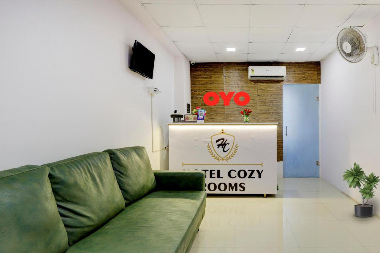 Hotel O Cozy Rooms Surate Exterior foto