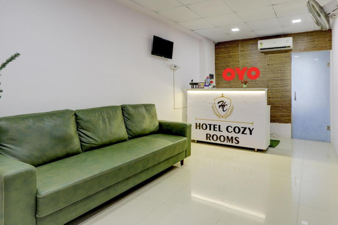 Hotel O Cozy Rooms Surate Exterior foto