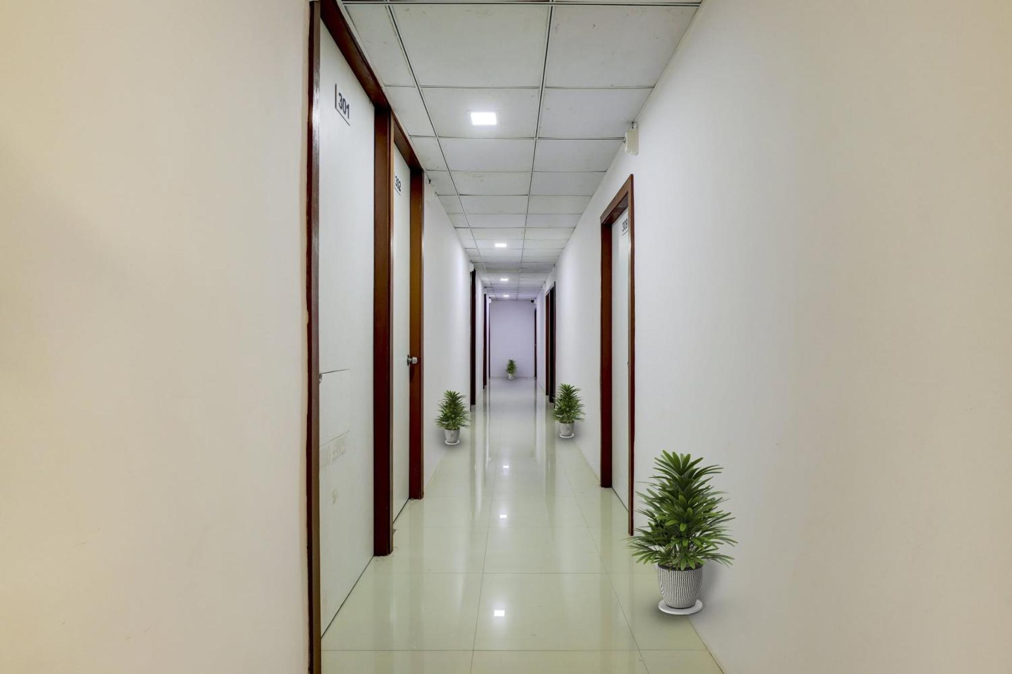 Hotel O Cozy Rooms Surate Exterior foto